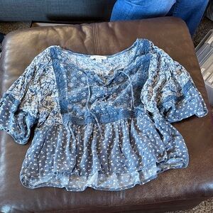 American Eagle Outfitters Blue and White Floral Paisley Blouse
